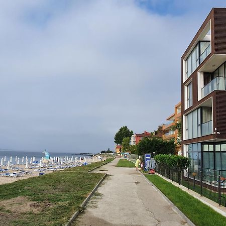 Апартамент За Гости ,,1В-15" Амара Бутик"" Ravda Phòng bức ảnh