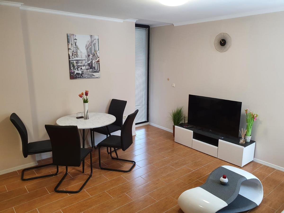 Апартамент За Гости ,,1В-15" Амара Бутик"" Ravda Ngoại thất bức ảnh
