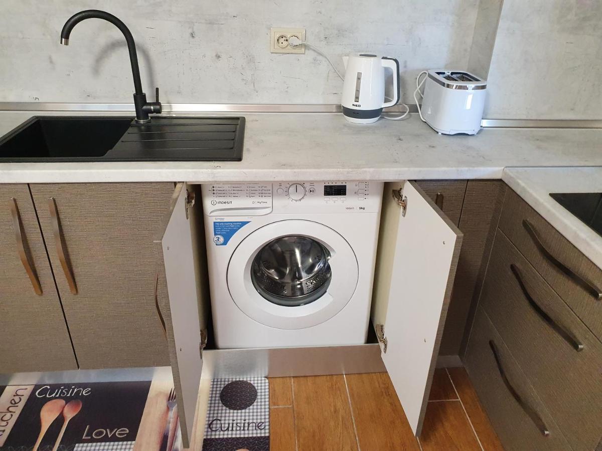 Апартамент За Гости ,,1В-15" Амара Бутик"" Ravda Ngoại thất bức ảnh