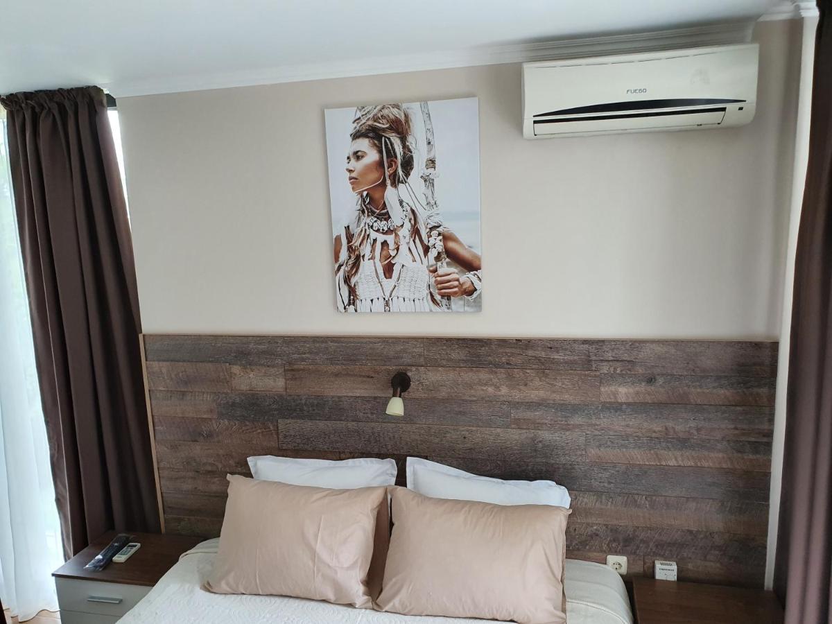 Апартамент За Гости ,,1В-15" Амара Бутик"" Ravda Ngoại thất bức ảnh