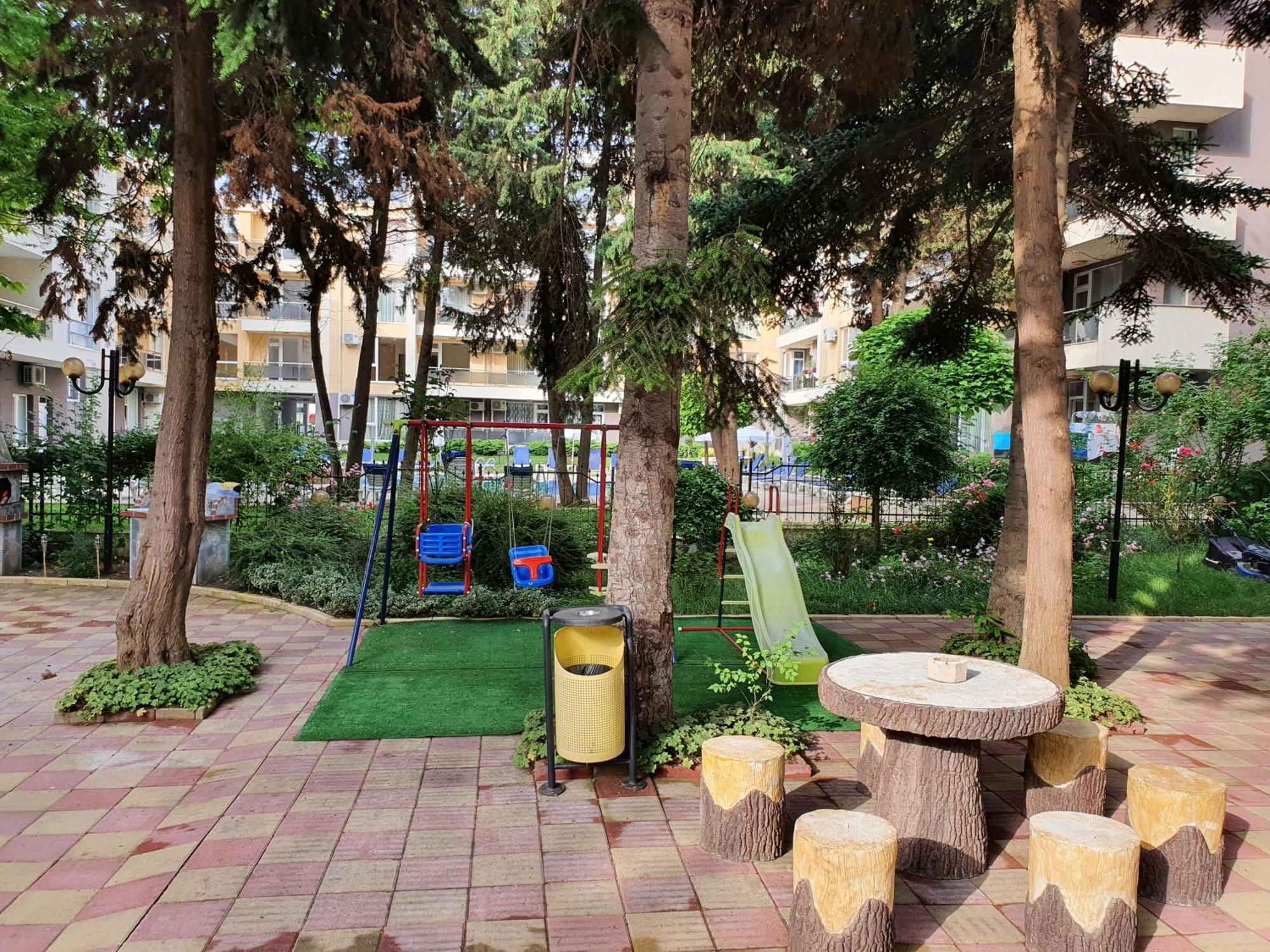 Апартамент За Гости ,,1В-15" Амара Бутик"" Ravda Phòng bức ảnh